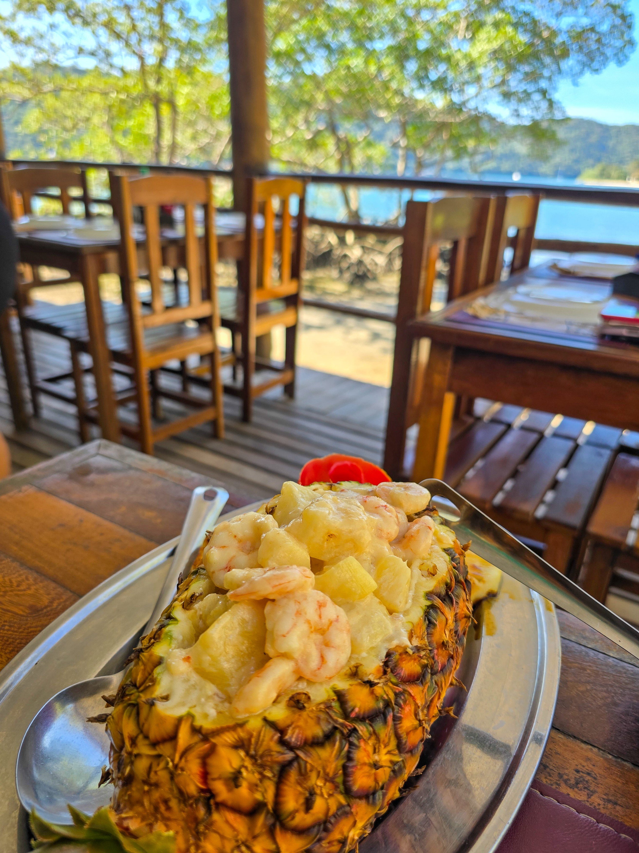 Prato de frutos do mar do restaurante Gruta das Estrelas